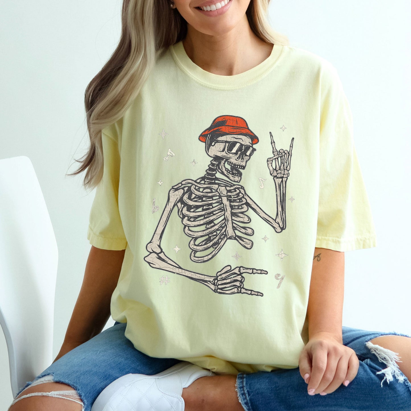 Rocker Skeleton, Punk, Music Concert, Retro, Aesthetic, Vintage, Comfort Colors Tshirt