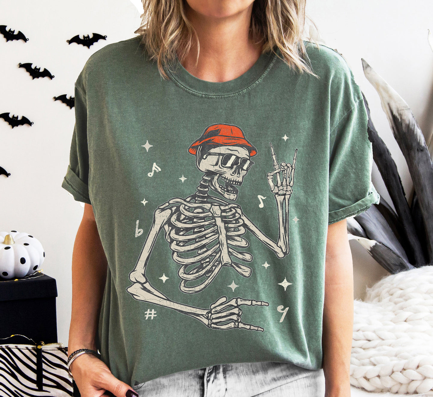 Rocker Skeleton, Punk, Music Concert, Retro, Aesthetic, Vintage, Comfort Colors Tshirt